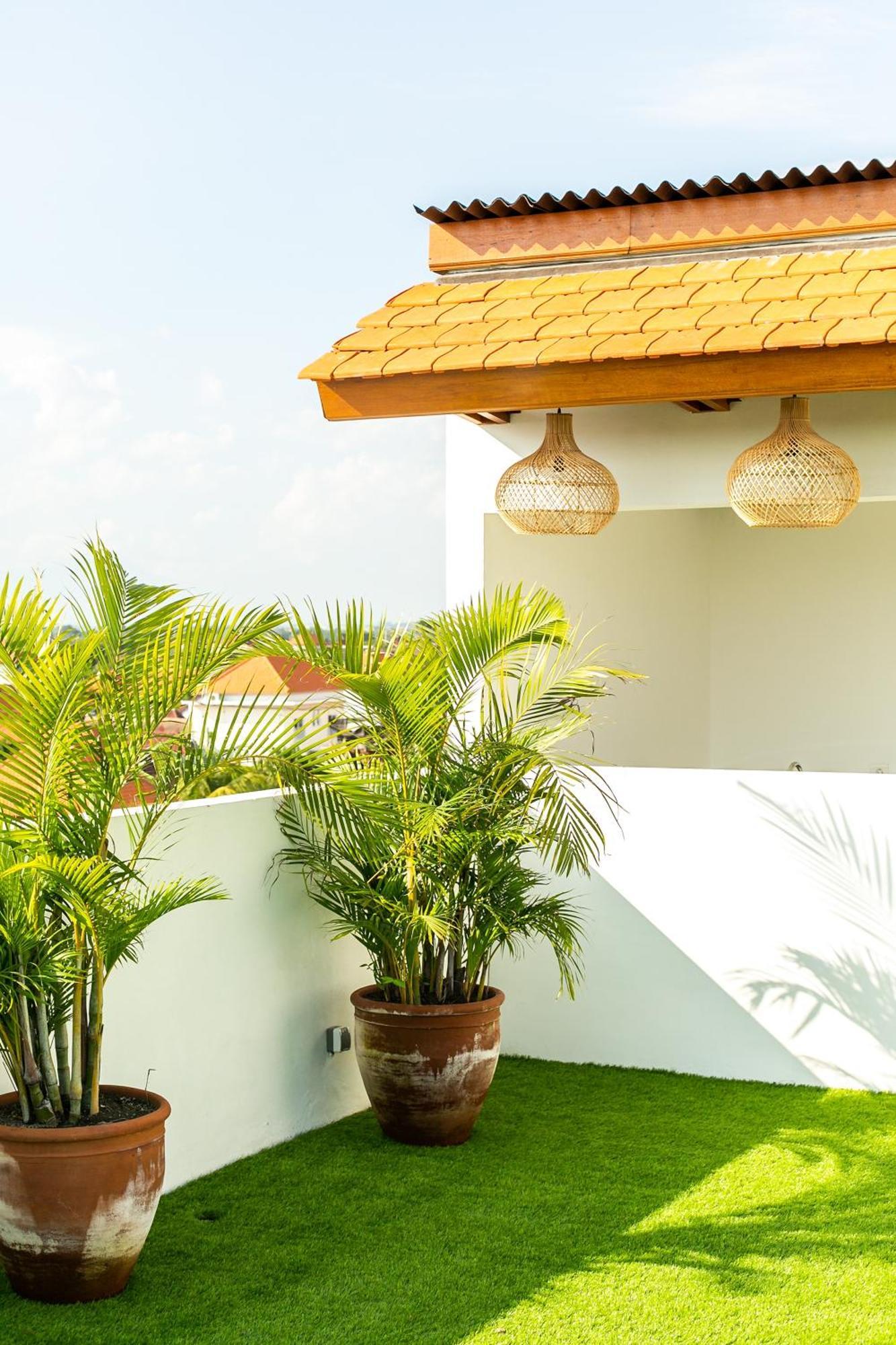 Coco & Pineapple Pants Hostel Canggu  Exterior photo