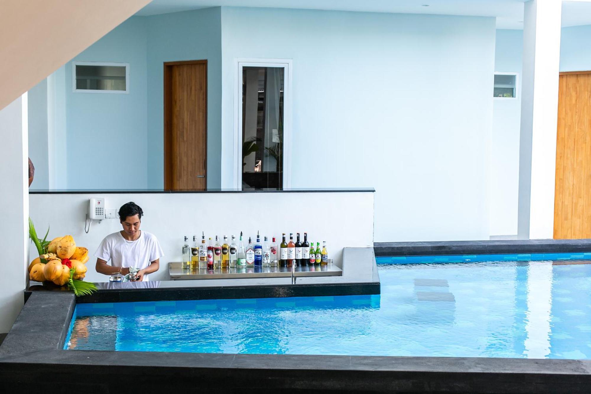Coco & Pineapple Pants Hostel Canggu  Exterior photo